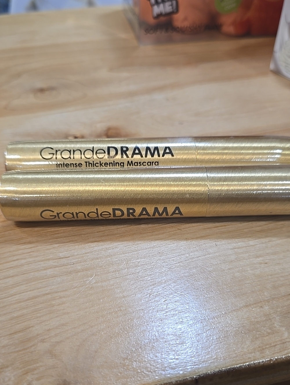2 Grande Drama Intense Thickening Mascara - Gold